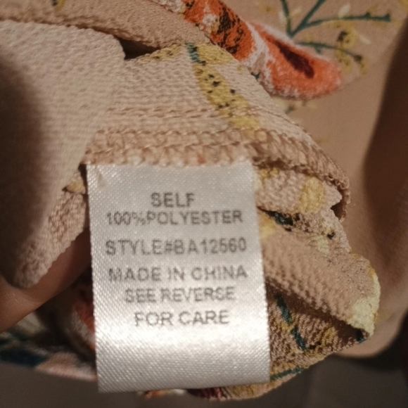 NEW! And The Why Los Angeles Floral Blouse Women's Large Cottagecore Relaxed Fit - Picture 6 of 6